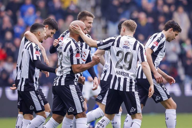 pg模拟器关于重磅！休斯敦火箭防线松动备战荷甲冲刺阶段埃因霍温调整名单以备法甲，皇家马德里集结日更衣室发声的信息