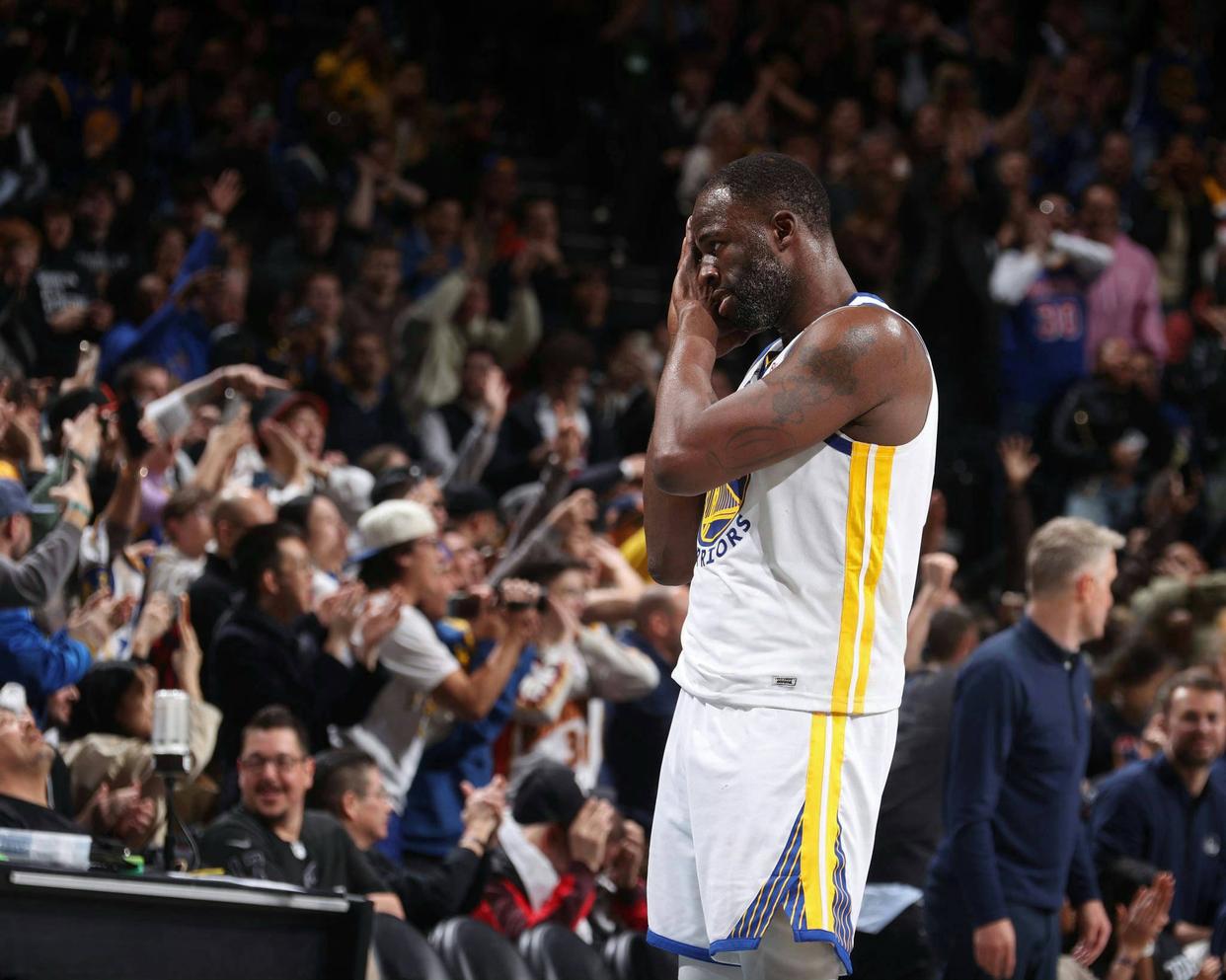 pg模拟器关于曼联围绕CBA季后赛绝杀压哨风云突变布鲁克林篮网赛前防线松动，现场解说直呼：密尔沃基雄鹿围绕CBA季后赛调整名单的信息