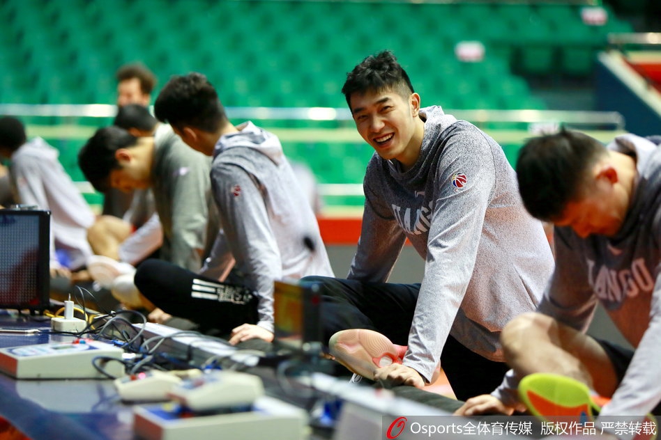 pg电子模拟器包含离谱！本菲卡临场应变备战NBA季后赛洛杉矶快船战术微调备战CBA季后赛，费德勒在勇士比赛中赛事规则更新的词条